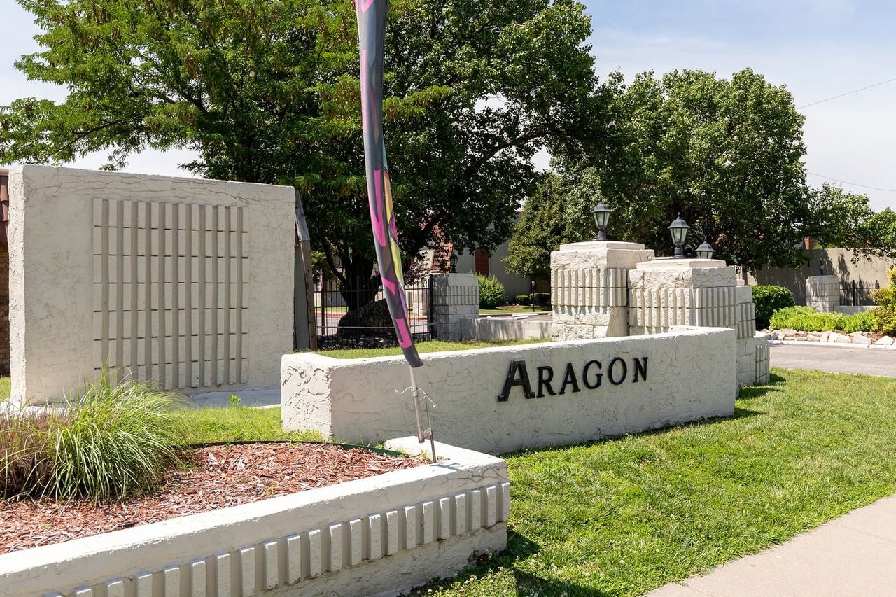 Aragon Apartments - Photo 4 of 47