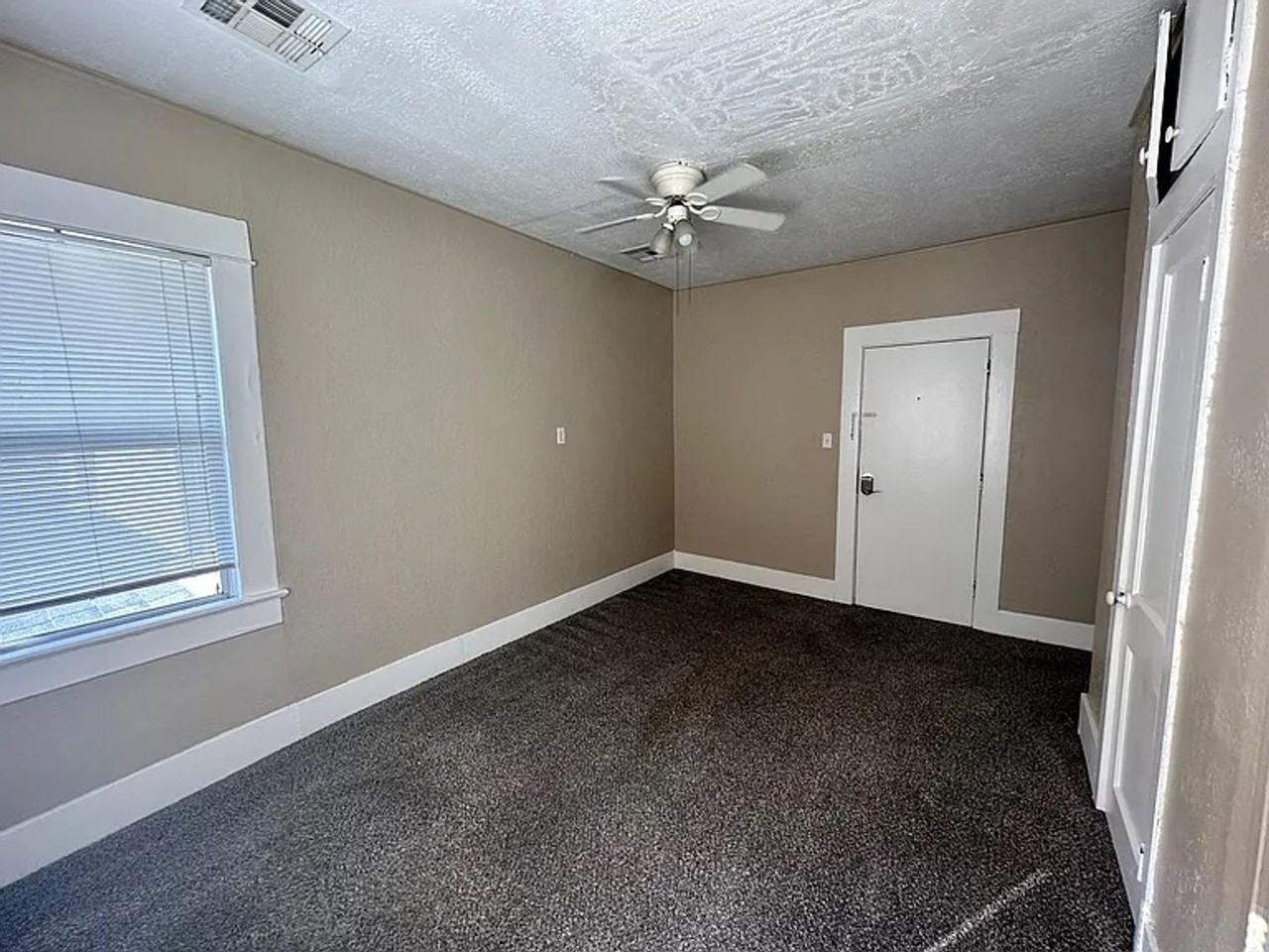 715 Asp Avenue - Photo 2 of 23
