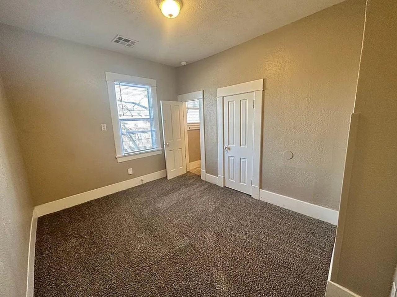 715 Asp Avenue - Photo 4 of 23