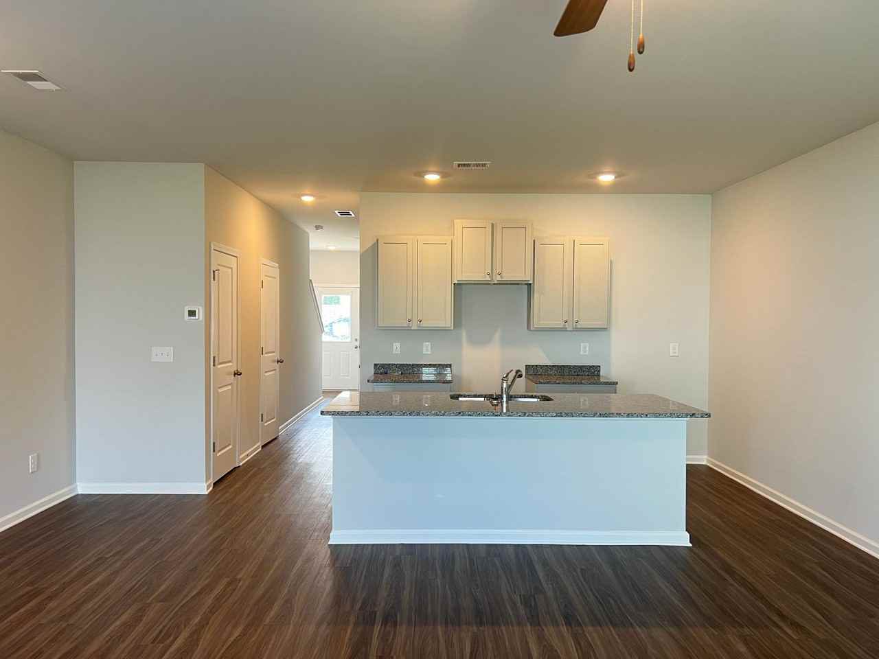 117 Village Green Dr Nw - Photo 3 of 26