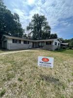 featured image of 1313 Warren Dr