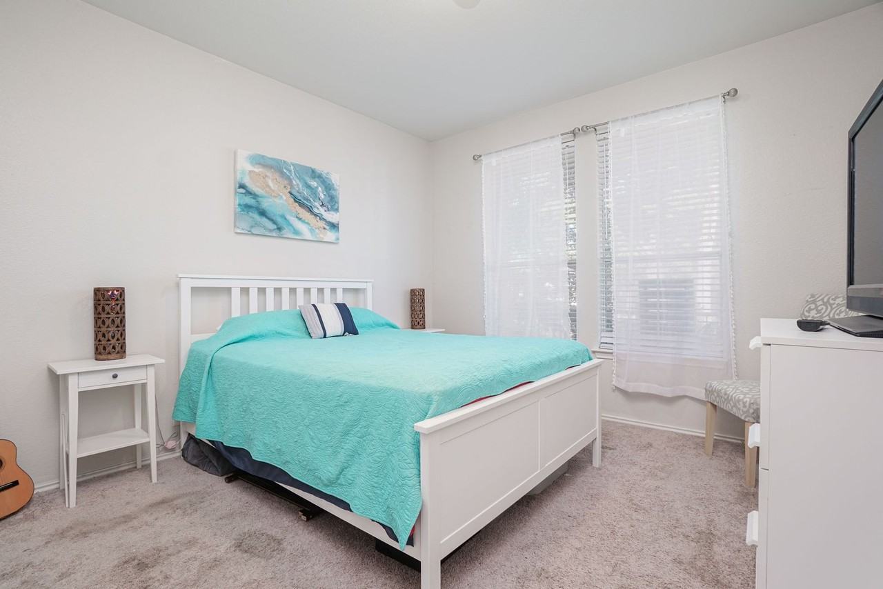 5338 Argyle Way - Photo 2 of 15