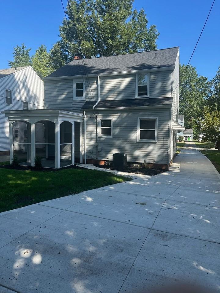 3754 Freemont Rd - Photo 4 of 23