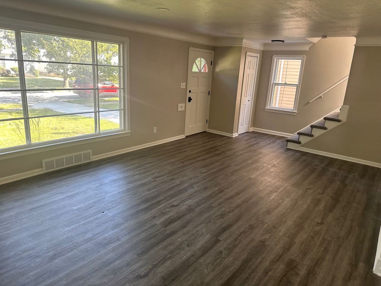 3754 Freemont Rd - Photo 7 of 23