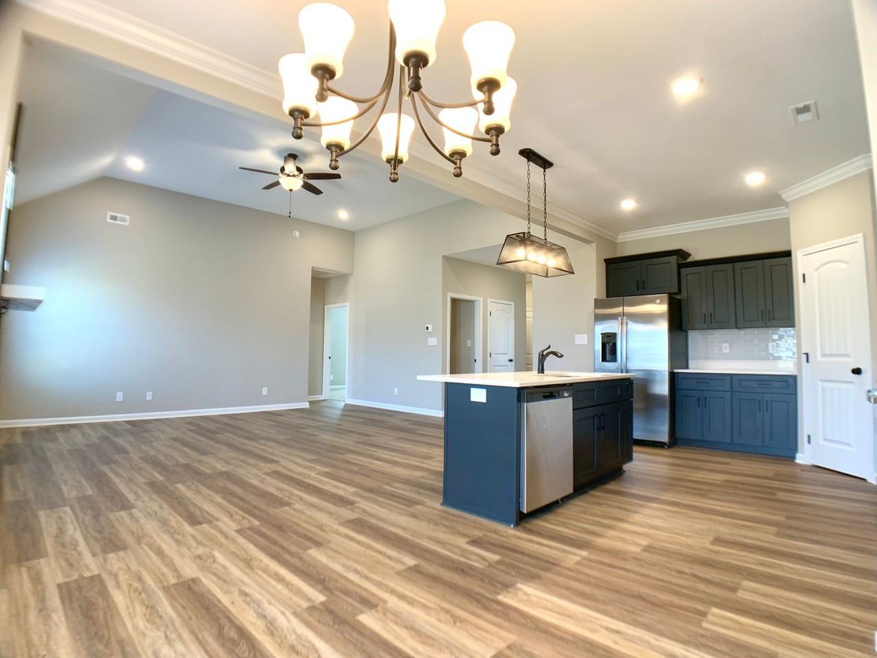 413 Ayden Ln - Photo 6 of 34