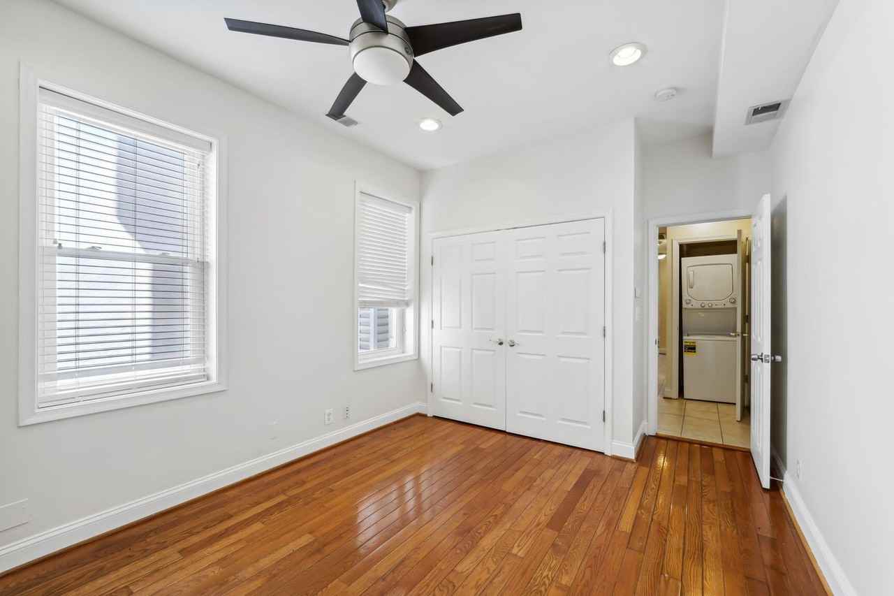 1006 N St NW - Photo 3 of 15