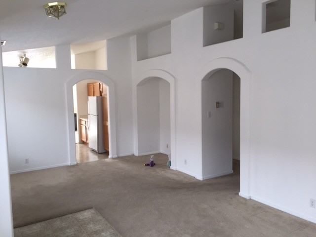 7140 Labrador Dr Ne - Photo 3 of 14