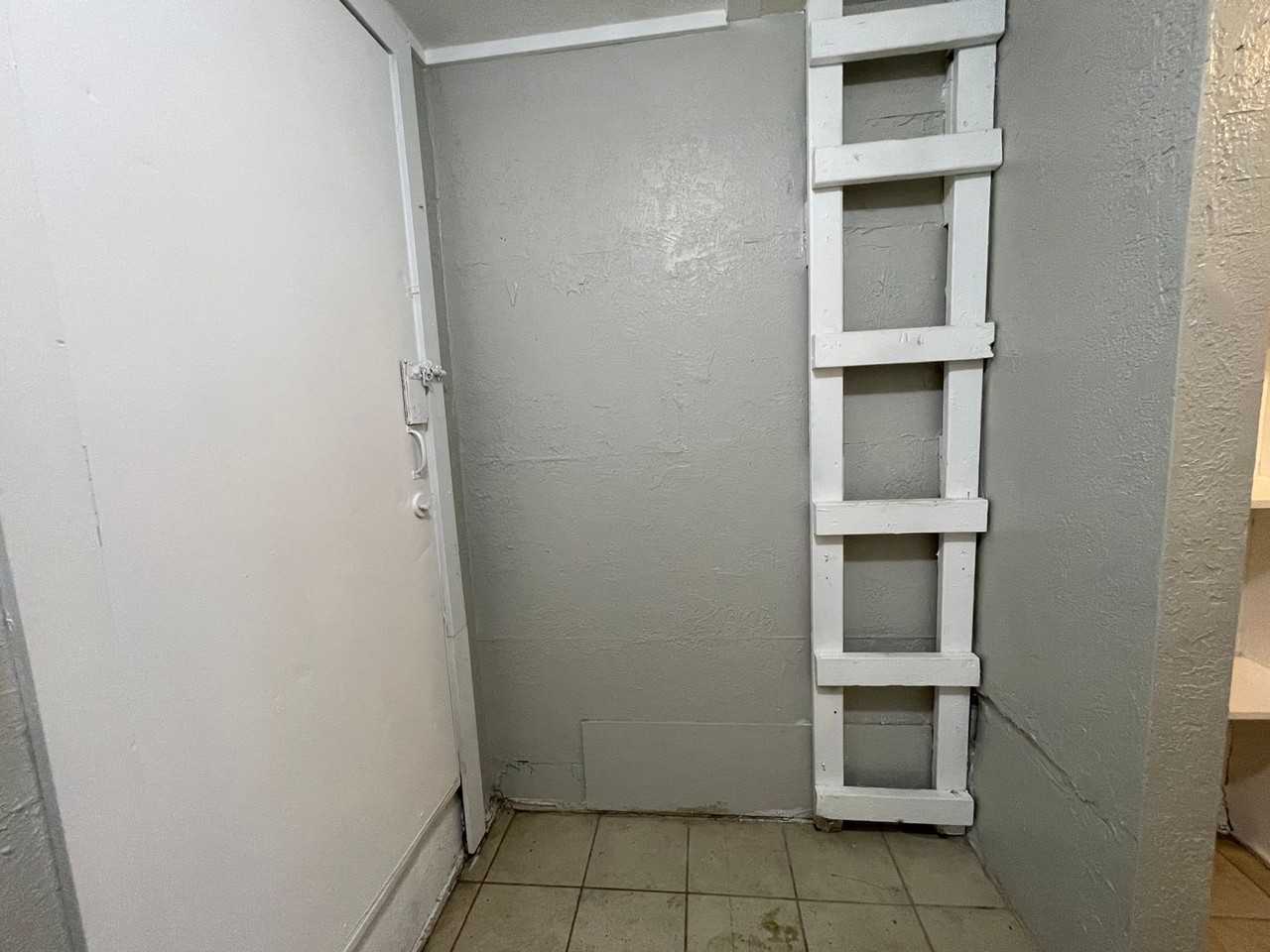 1304 Nw 99th St - Photo 5 of 22