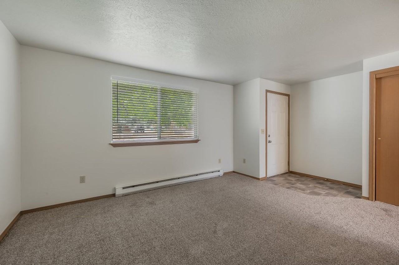 1835 N 9th St - Photo 5 of 21