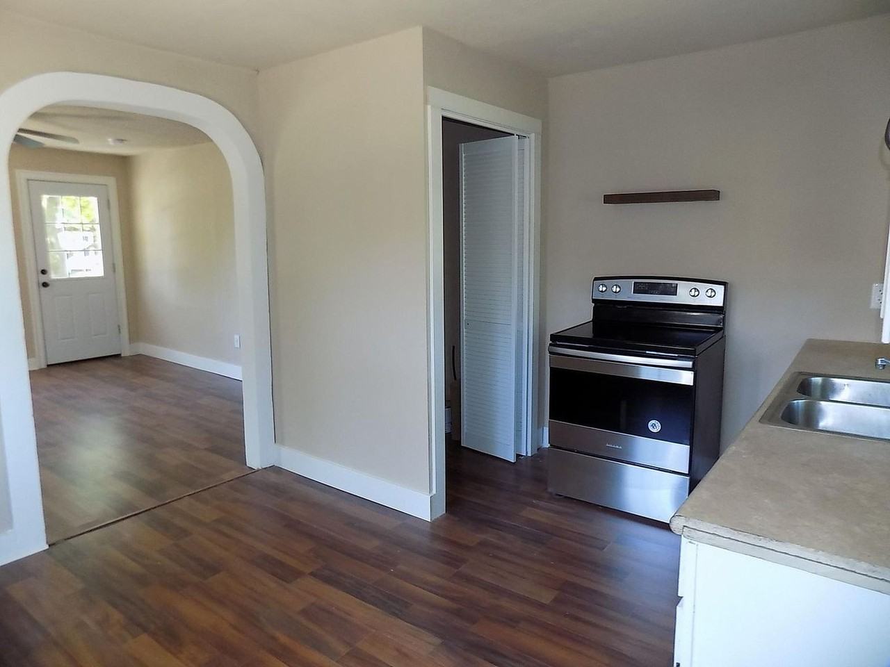 1701 W Thoman St - Photo 5 of 11