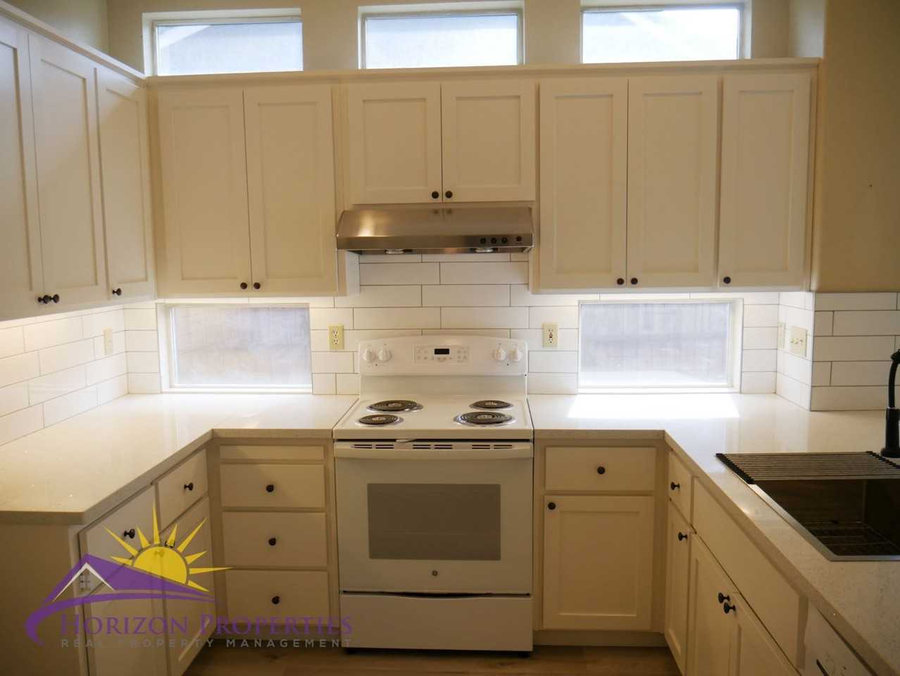 9472 Clementine Way - Photo 7 of 30