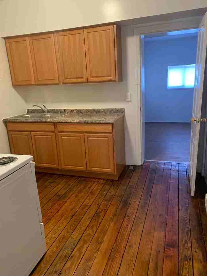 705 E Prospect St #1 - Photo 6 of 8