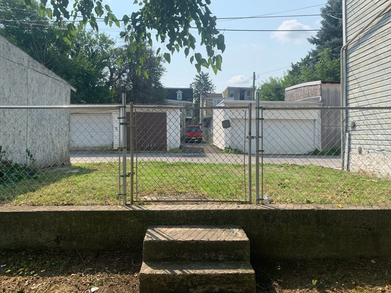620 Company St - Photo 3 of 28