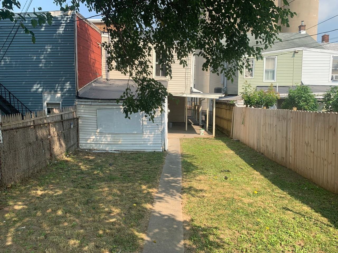 620 Company St - Photo 4 of 28