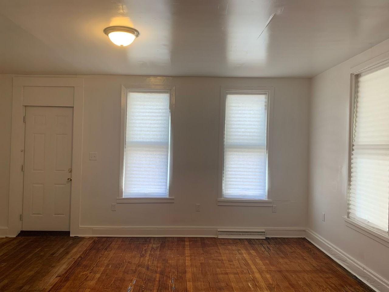 620 Company St - Photo 7 of 28