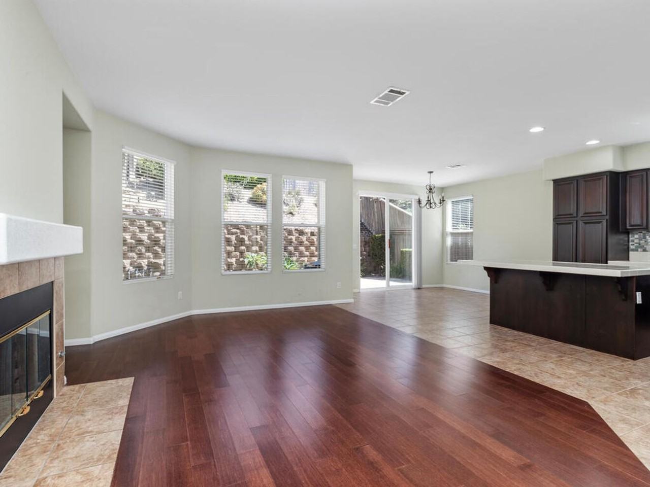 1403 Enchante Way - Photo 3 of 31