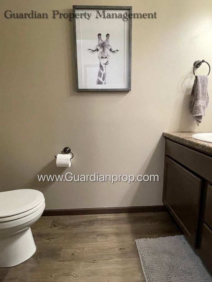 7958 210th St W - Photo 7 of 18