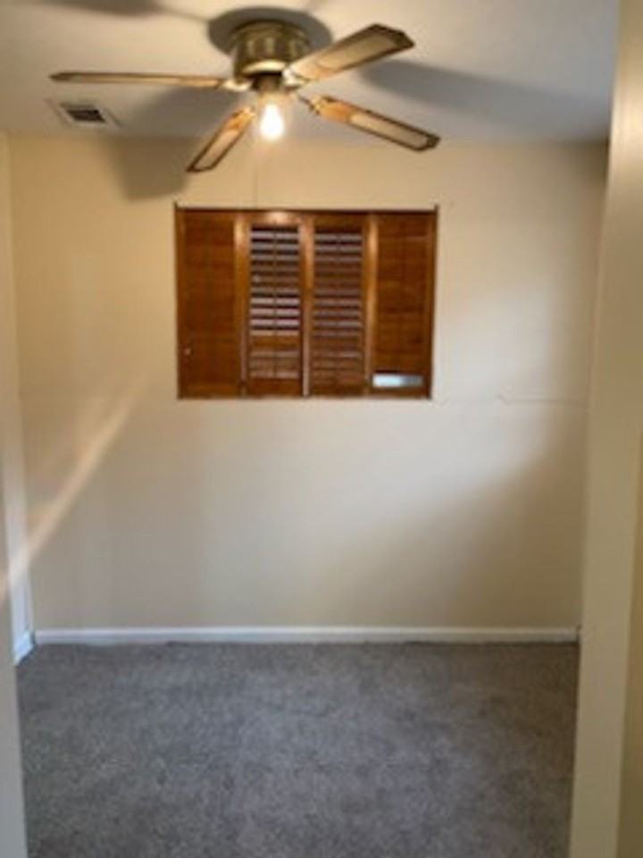 2569 Pye Ave - Photo 3 of 17