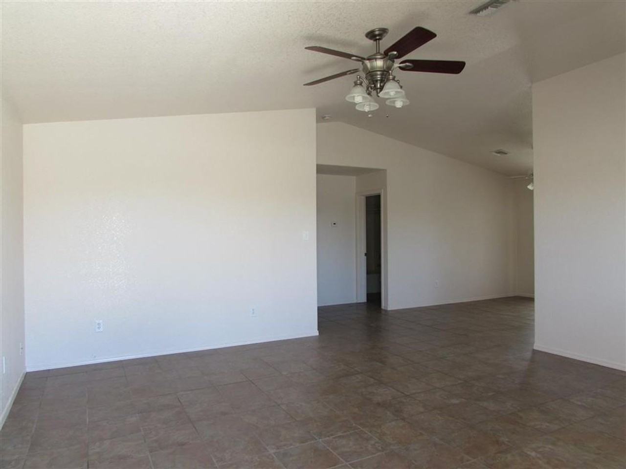 10379 S Monsoon Ave - Photo 2 of 11