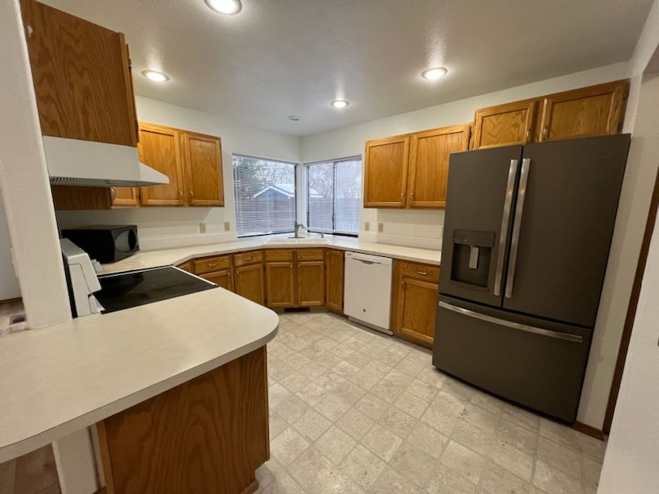 1339 Johnson Ct - Photo 6 of 17