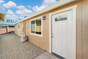 featured image of 1378 Windsor Way #B