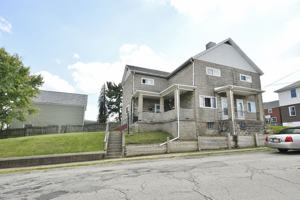 featured image of 1912 Pallas St
