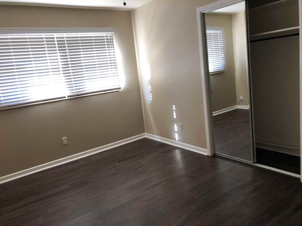 3110 58th St - Photo 4 of 8