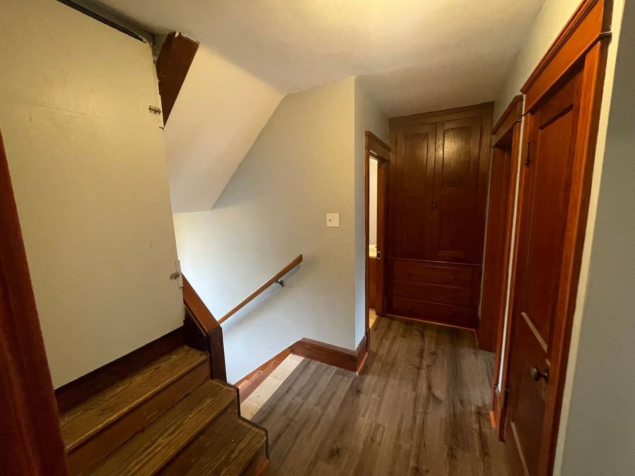 326 E High Street - Photo 3 of 12