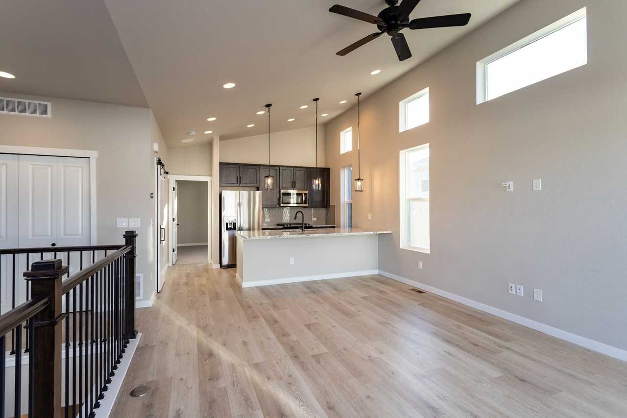 6739 Cool Breeze Dr - Photo 5 of 15