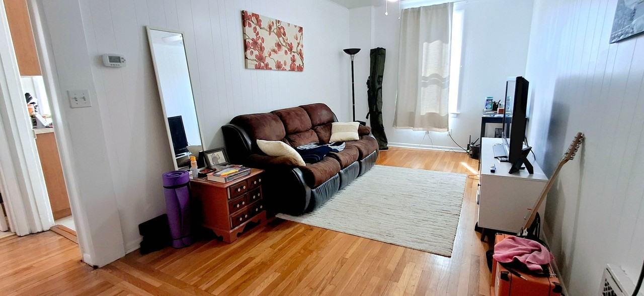 106 N Market St - Photo 2 of 12