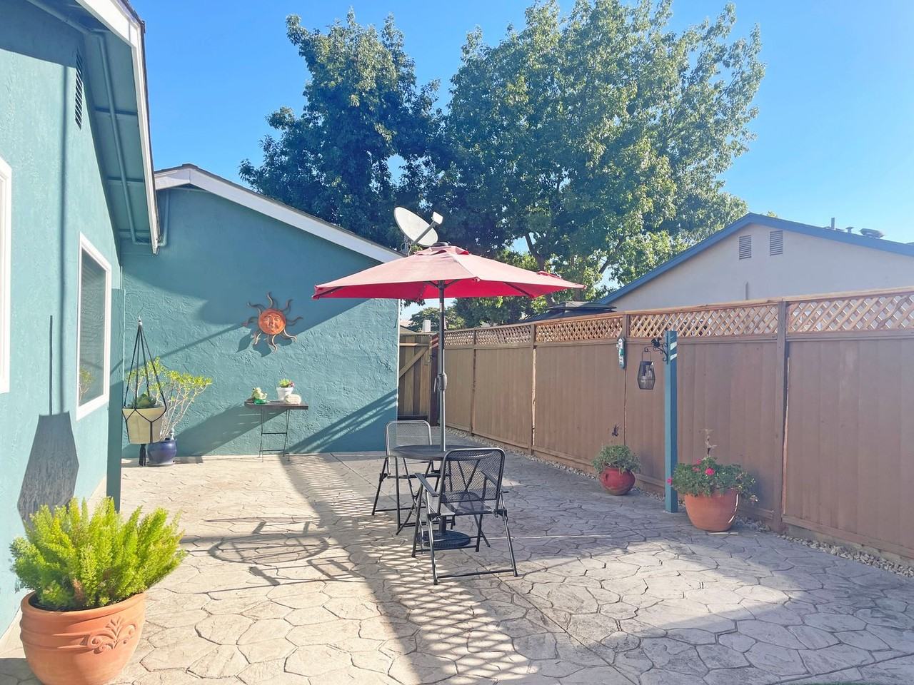 262 Arbor Valley Dr #2 - Photo 2 of 11