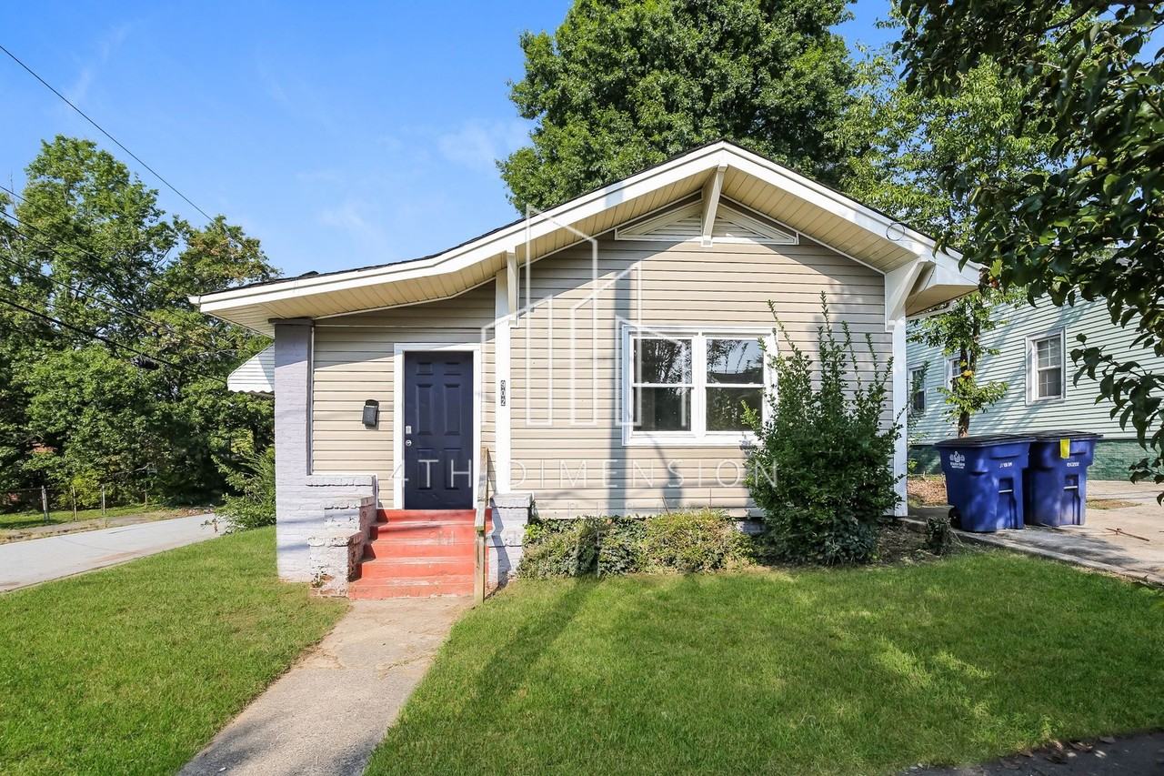 902 Rich Ave - Photo 2 of 15