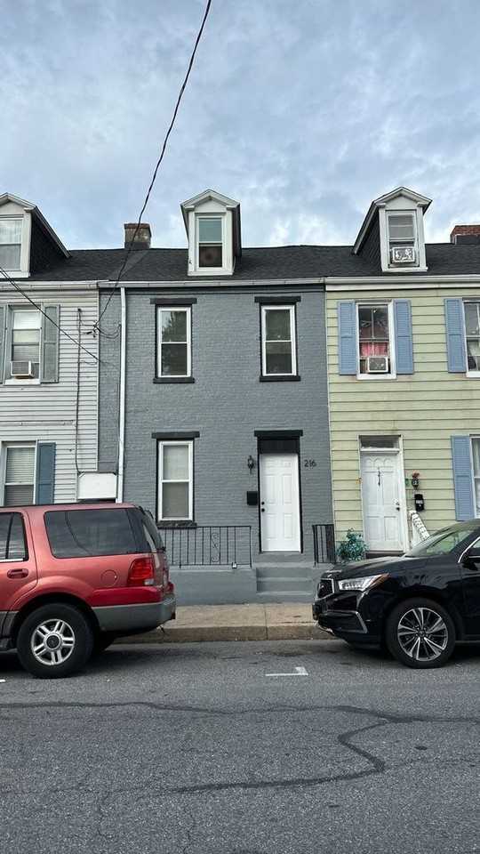 216 S 5th St - Photo 2 of 29