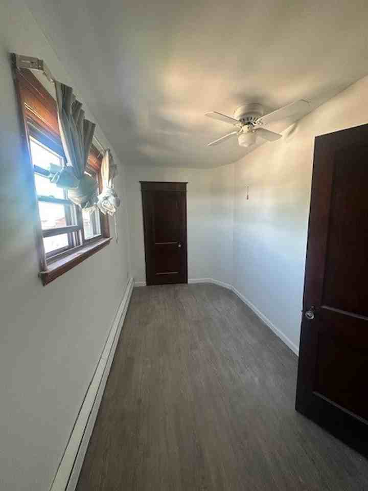 25 Snyder Ave - Photo 3 of 8