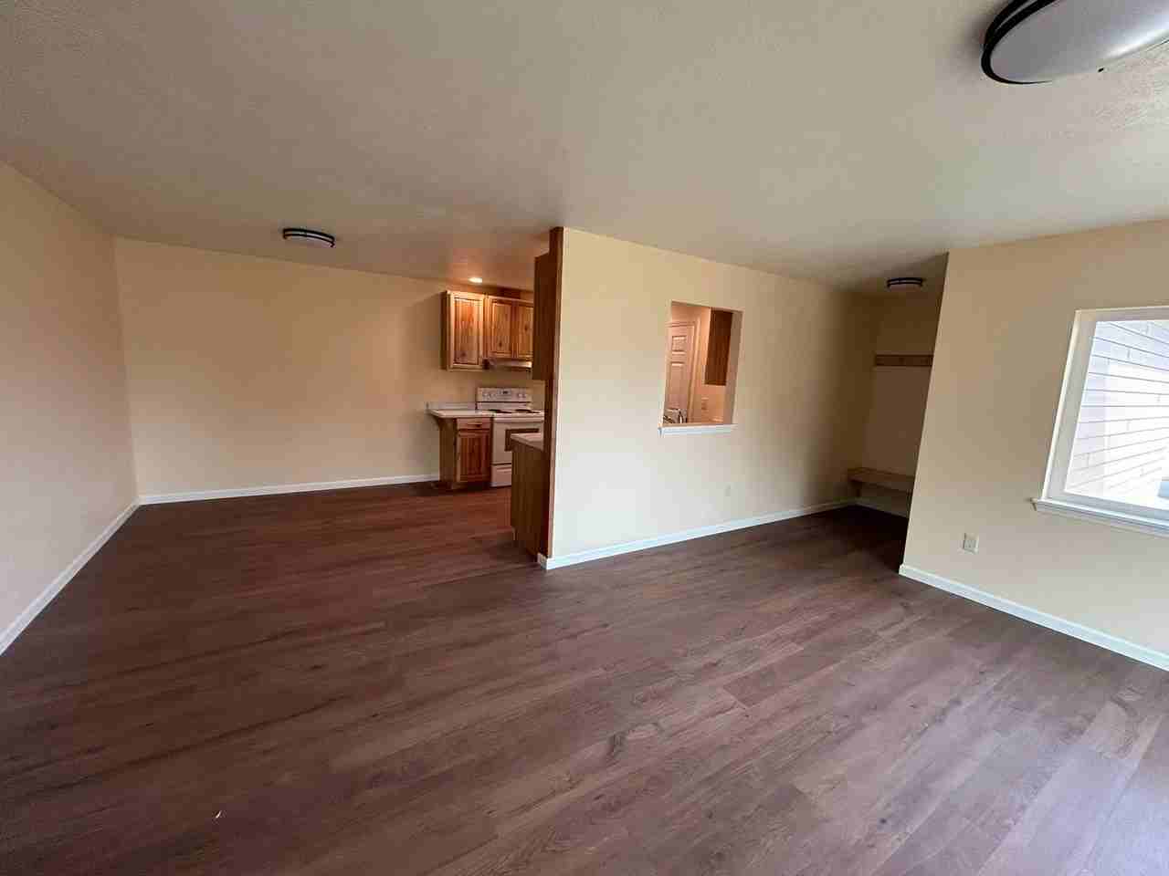 215B Tyra Lea Ln - Photo 2 of 23