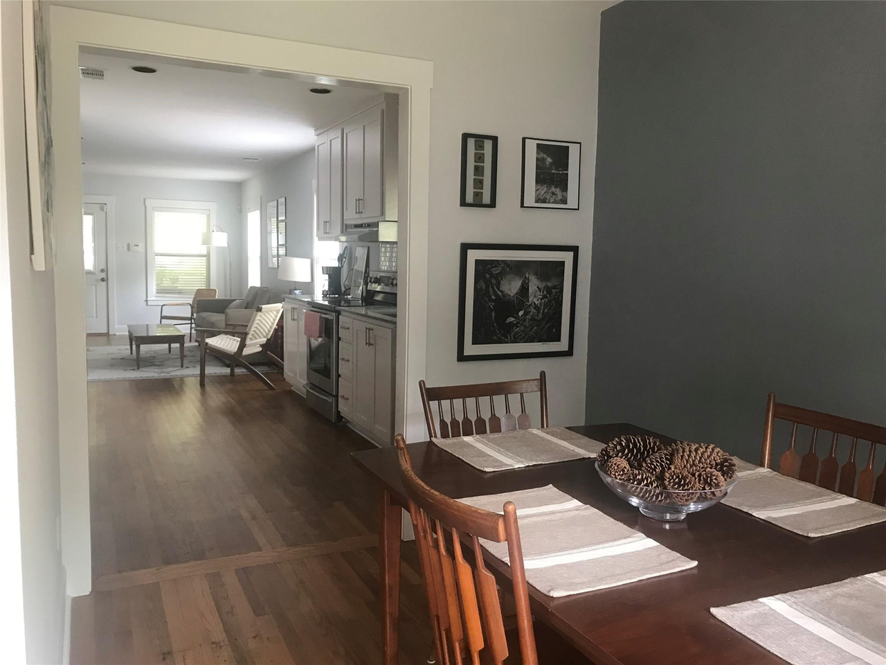 5007 Avenue H - Photo 5 of 31