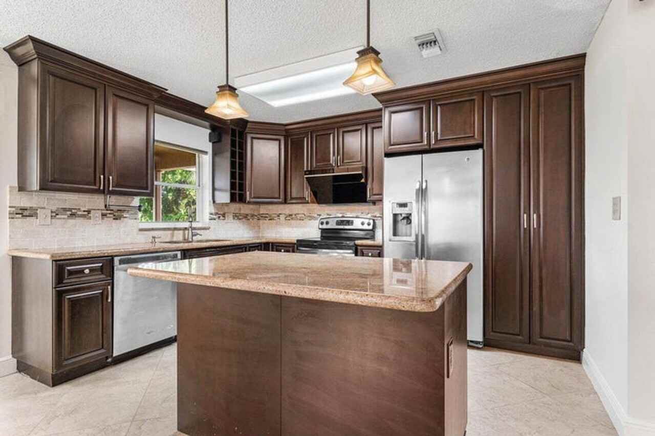 10934 Crescendo Cir - Photo 3 of 24