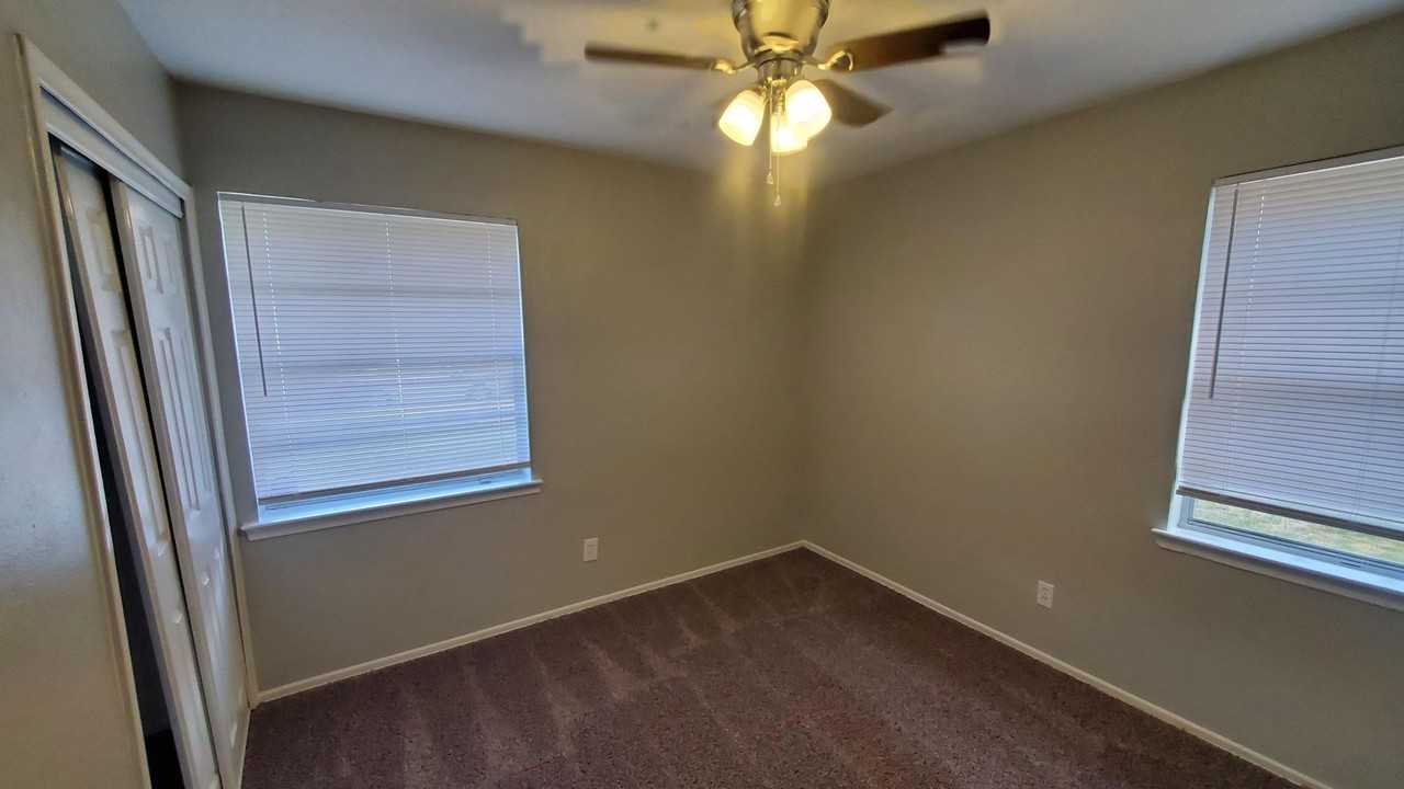 8840 Milverton Dr - Photo 2 of 11