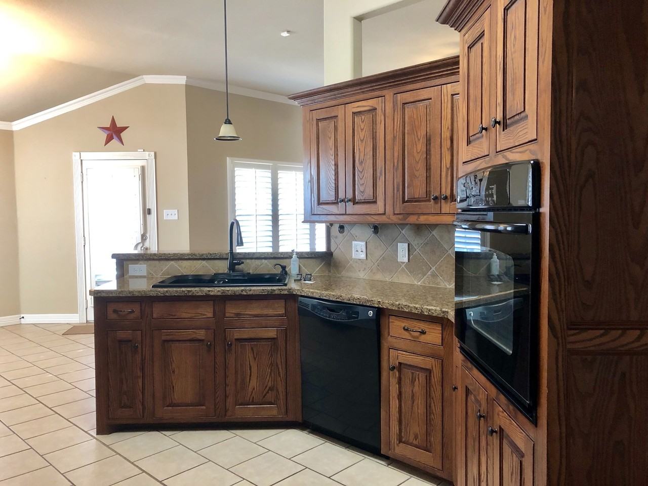 5729 107th St - Photo 6 of 28