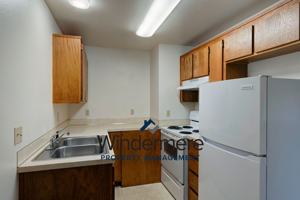 featured image of 865 N Oak Harbor St