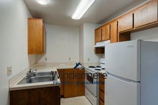M1548: 865 N Oak Harbor St - Photo 1 of 1