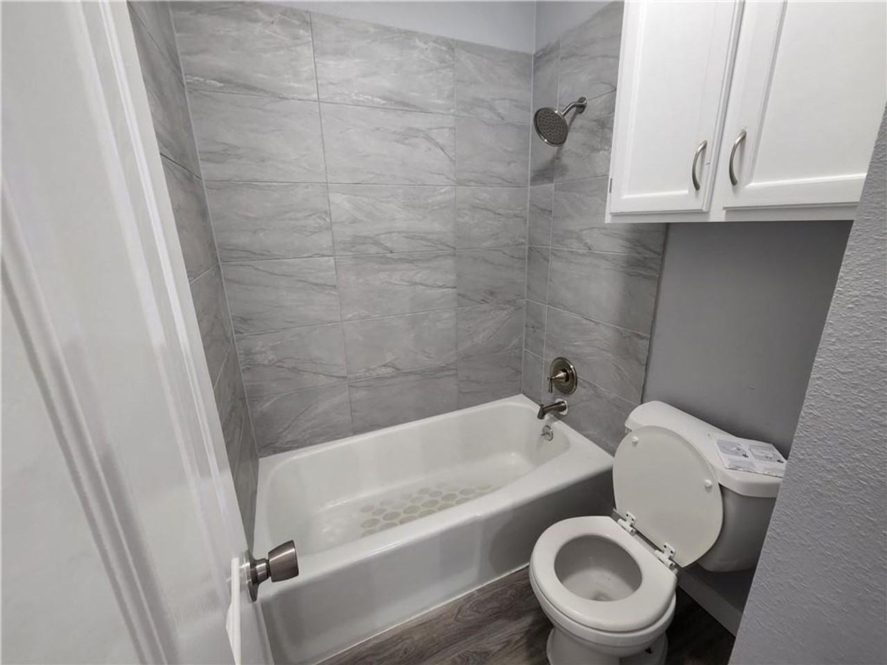 2815 Rio Grande St - Photo 6 of 12