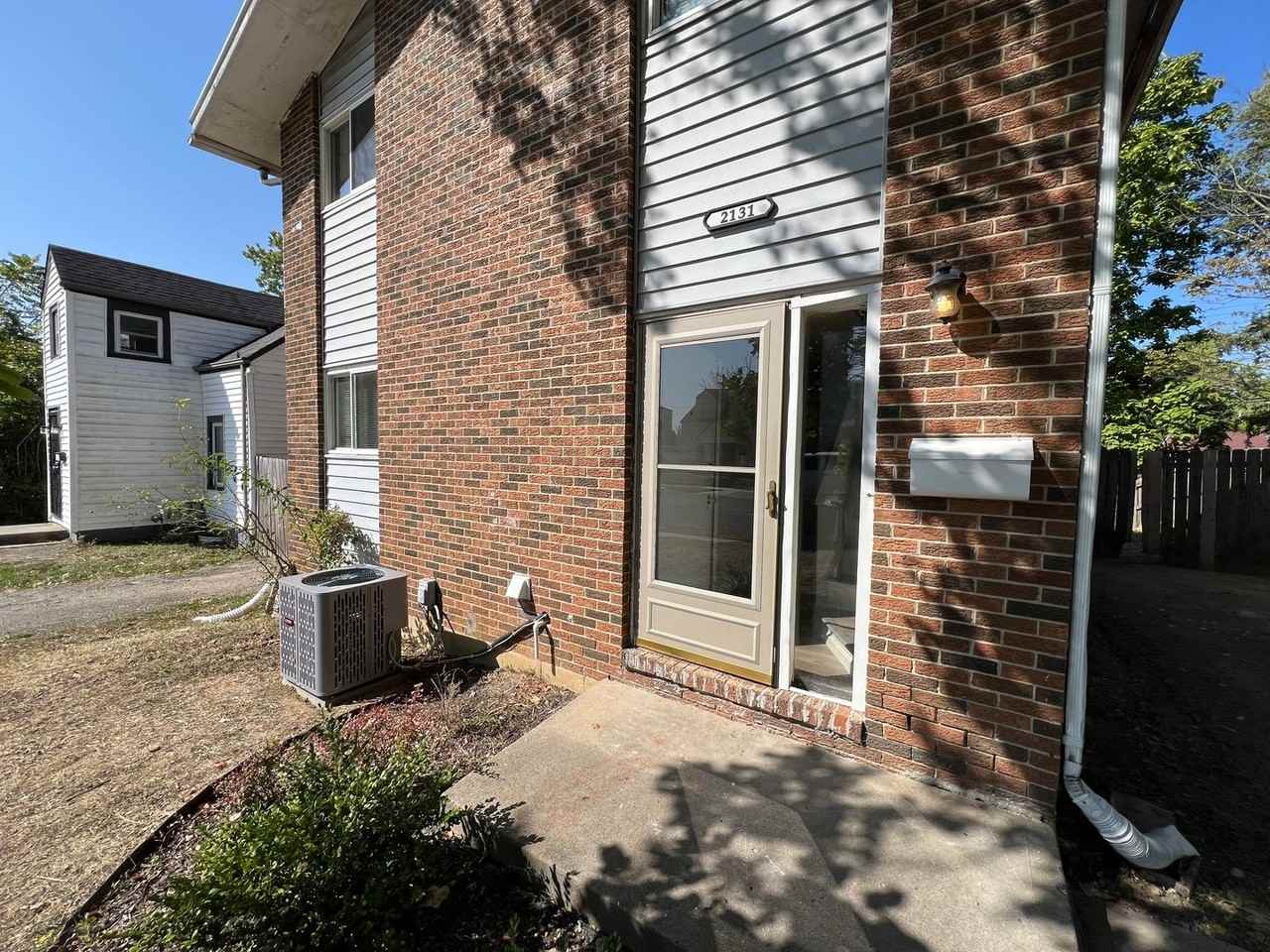 2131 Kensington Drive