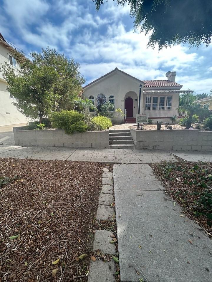 922 S Patton Ave - Photo 2 of 44