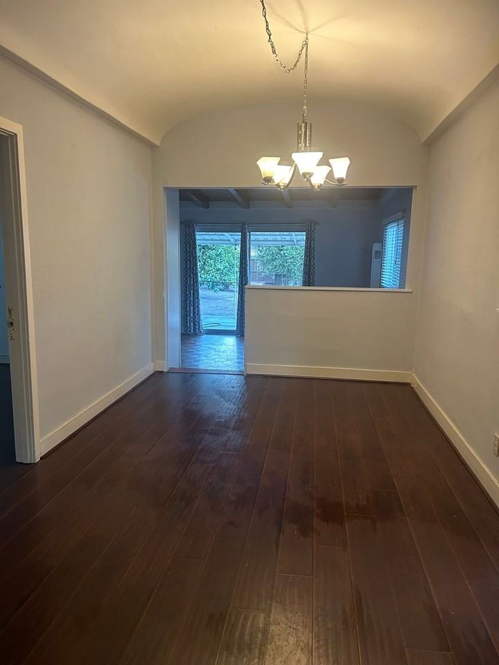 922 S Patton Ave - Photo 4 of 44
