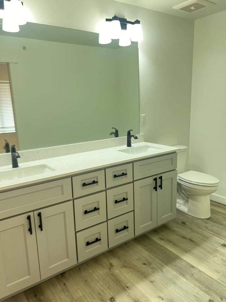 1704 W Lincoln St #2C - Photo 6 of 18