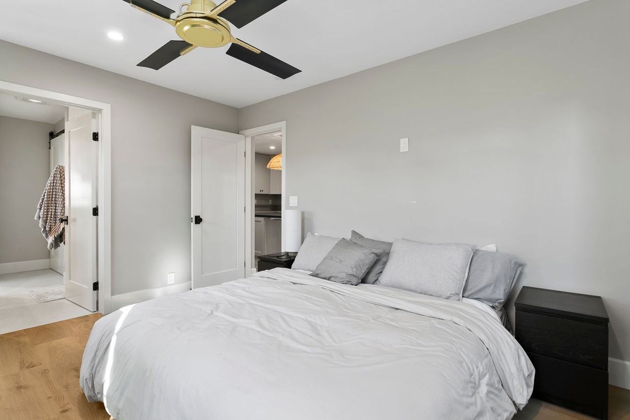 354 La Perle Ln #B - Photo 5 of 15