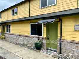 featured image of 4673 Nw Walgren Dr #C