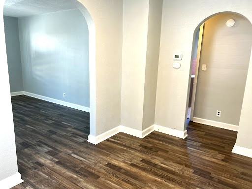 710 Greenfield Ave - Photo 3 of 14