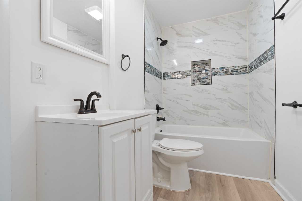 500 Indiana Avenue - Photo 3 of 20